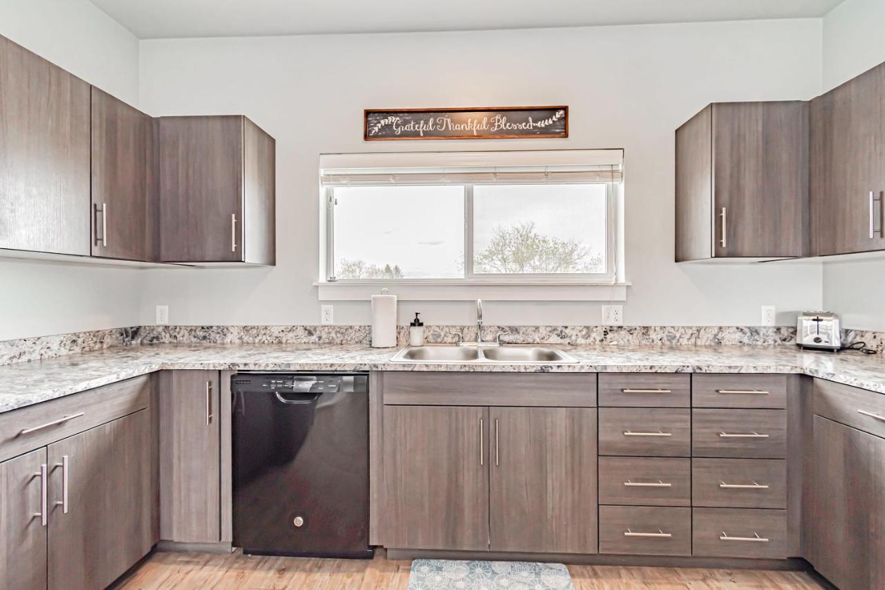 Bringham'S Mill Apartments Perfect For Groups Full Kitchen Gym And Free Parking Rexburg Esterno foto