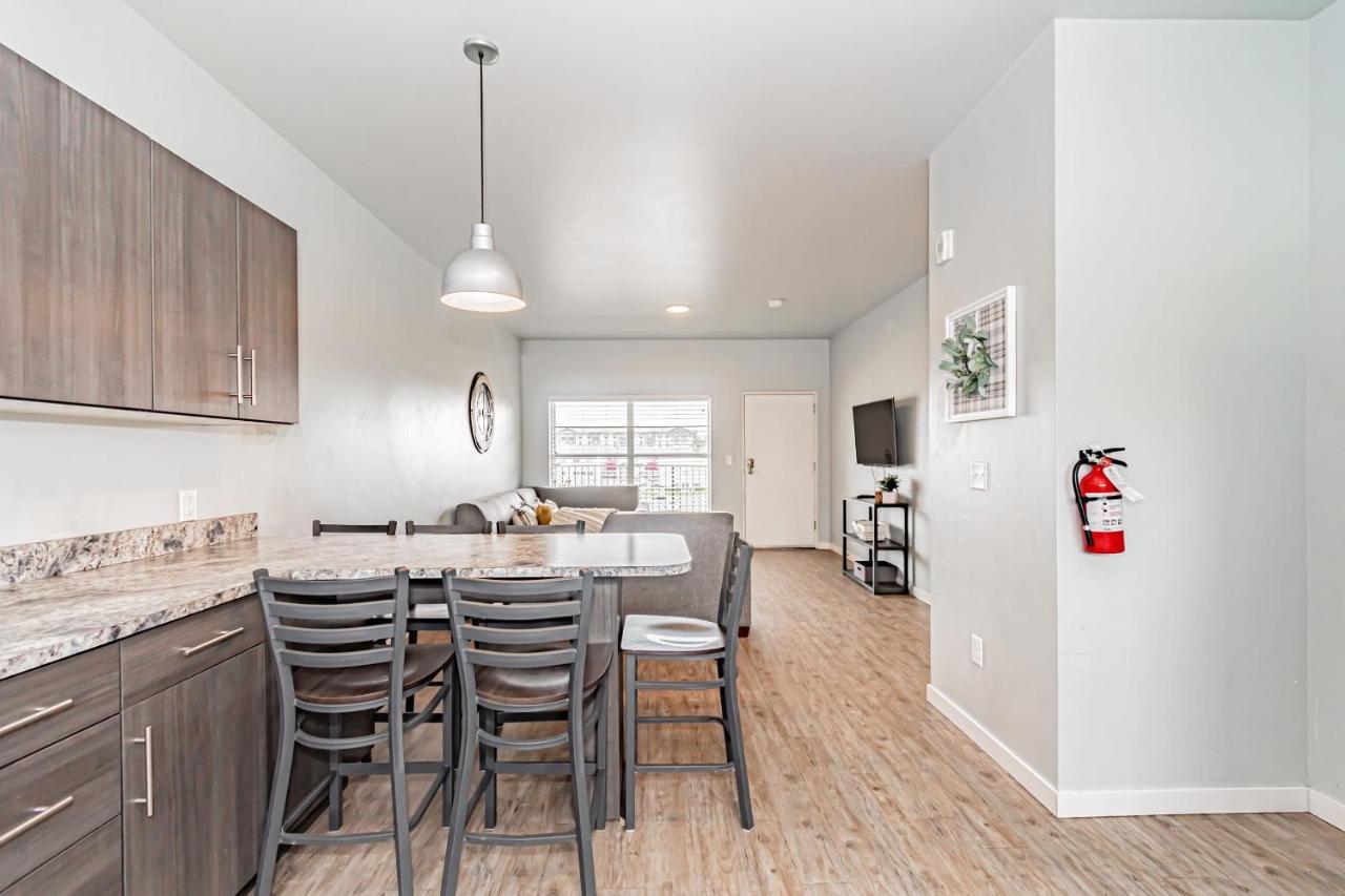 Bringham'S Mill Apartments Perfect For Groups Full Kitchen Gym And Free Parking Rexburg Esterno foto