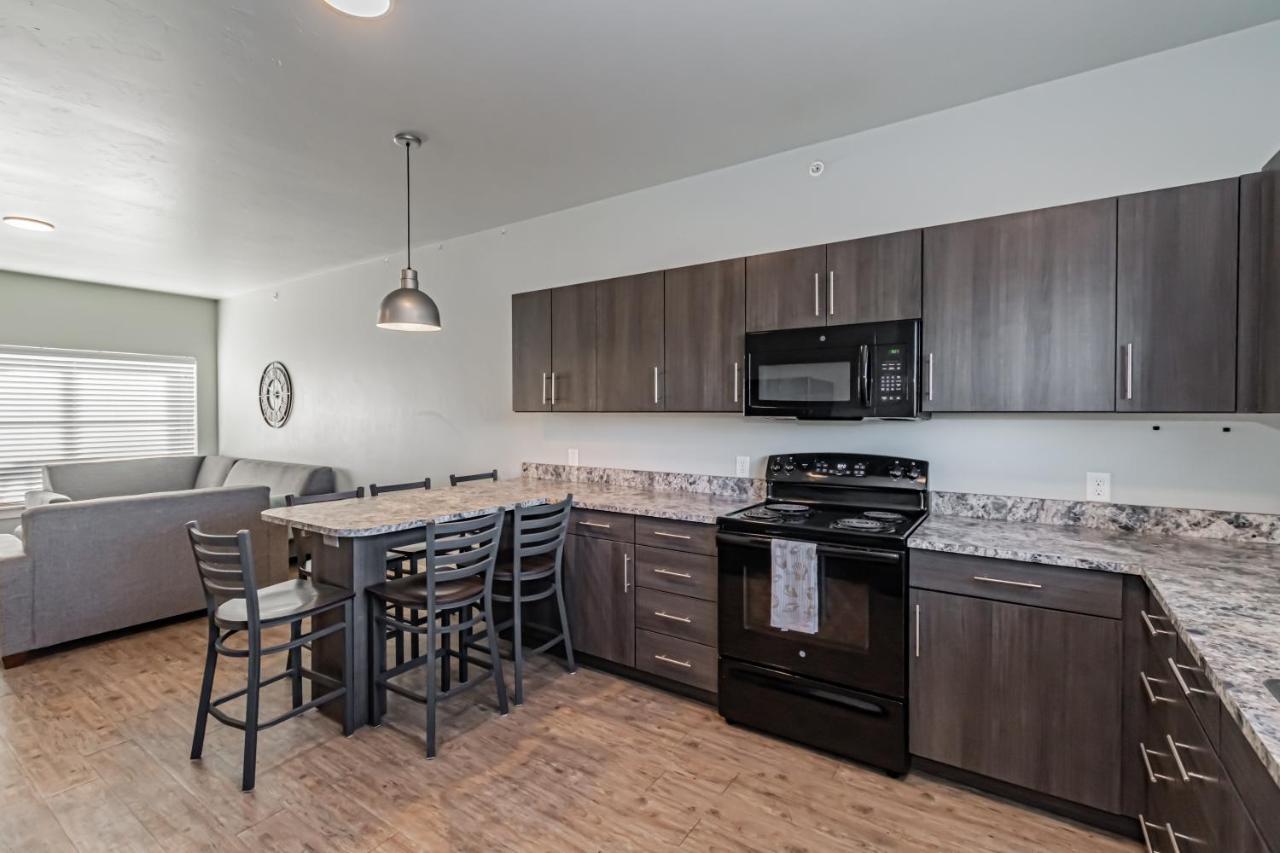 Bringham'S Mill Apartments Perfect For Groups Full Kitchen Gym And Free Parking Rexburg Esterno foto